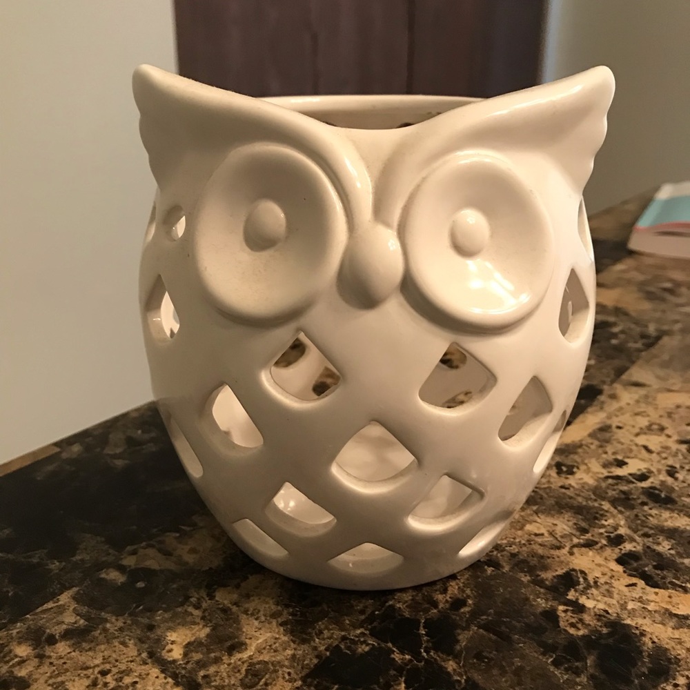 Ceramic, Egg-Shell White, Owl Candle Holder.